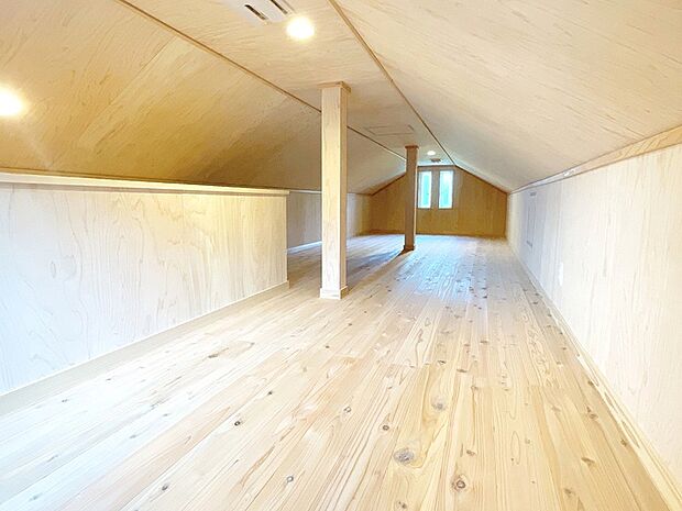 こだわりのロフト♪収納としても、お子様の遊び部屋としても、用途いろいろ☆
