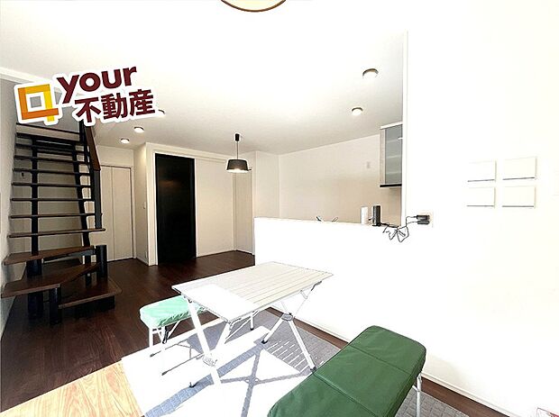 家族が顔を会わせる機会が増えるリビング階段を採用♪おはようからおやすみまで、家族の絆が深まりそう◎