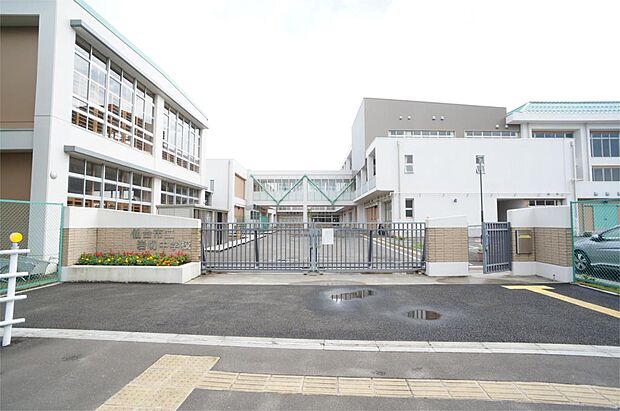仙台市立岩切中学校（492m）