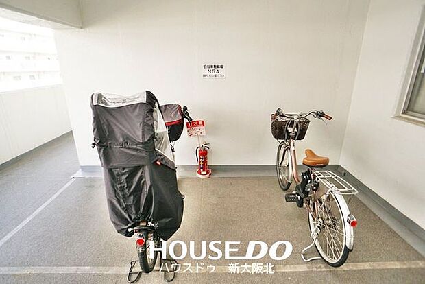 ■各階のエレベーター前にも駐輪場があるので愛用の自転車も大切に停めていただけます◎