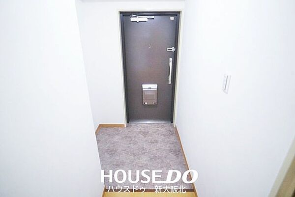■玄関にはお好みの収納を設置していただけます！