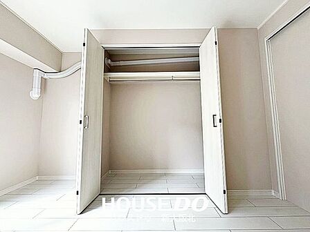 ■造り付けのクローゼットは地震の揺れで倒れる心配がなく、防災面でも安心です!