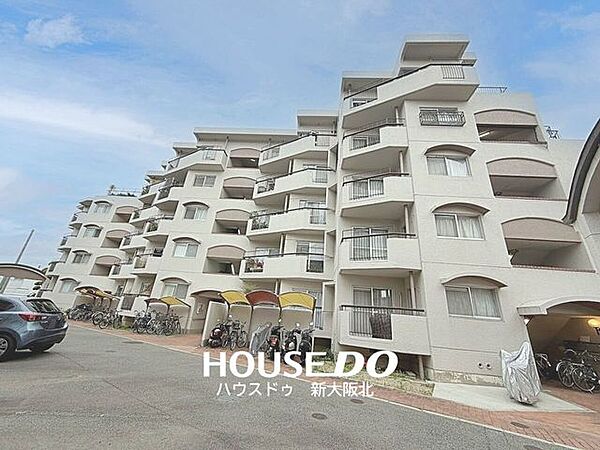 ■2024年8月フルリフォーム歴あり！■窓が多く自然の光がたくさん差し込むので開放感のある室内です♪■物件の詳細や内覧などお気軽にお問い合わせください！