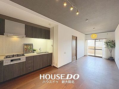 外観:■落ち着いた色合いで高級感のあるおしゃれなリビングです♪ 外観:■落ち着いた色合いで高級感のあるおしゃれなリビングです♪