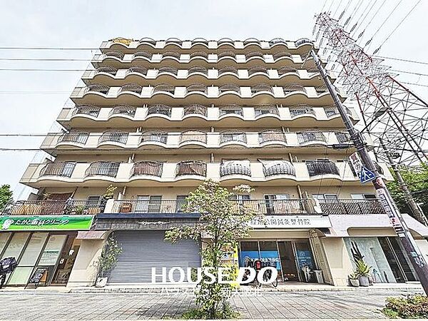 ■緑地公園駅まで徒歩1分！■コンビニが下にあるためとても便利です！■小学校・病院等も近くとても近いのも嬉しいポイントです！