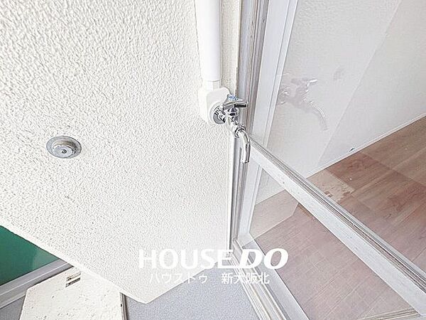 ■バルコニーに水栓がございます！■バルコニーの掃除や汚れたものもを洗うなど、あると何かと役立つ便利なアイテムです◎