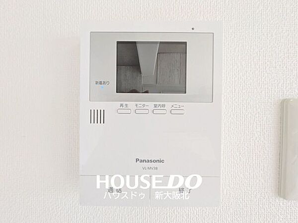 ■モニター付きインターホンは来客が誰かを確認してから応答できるので、一人暮らしや高齢者・小さな子どもがいるご家庭でも安心です！