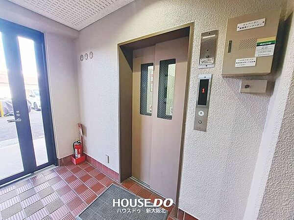 ■共有設備にはエレベーターがございます！■忙しい朝も移動もスムーズです♪
