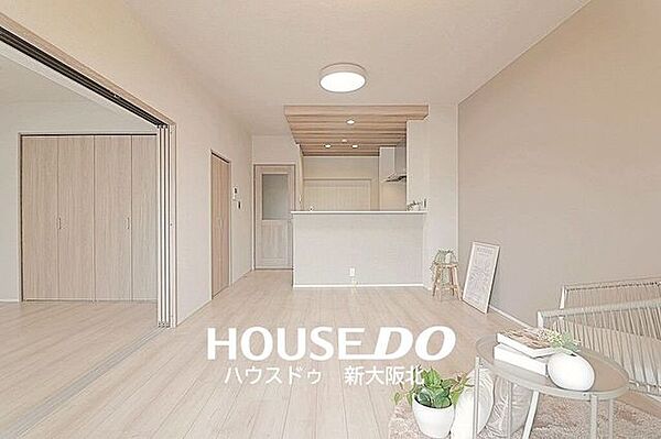 ■リビングに面したお部屋は、リビングとしてお使いいただけます！■ご家族の人数やライフスタイルに合わせてお部屋の用途を使い分けていただくことができますよ！