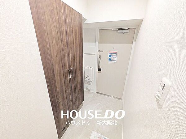 ■広々とした玄関には、ハイタイプのシューズボックスがついているため、いつの間にか増えてしまう靴もたっぷり収納していただけます！