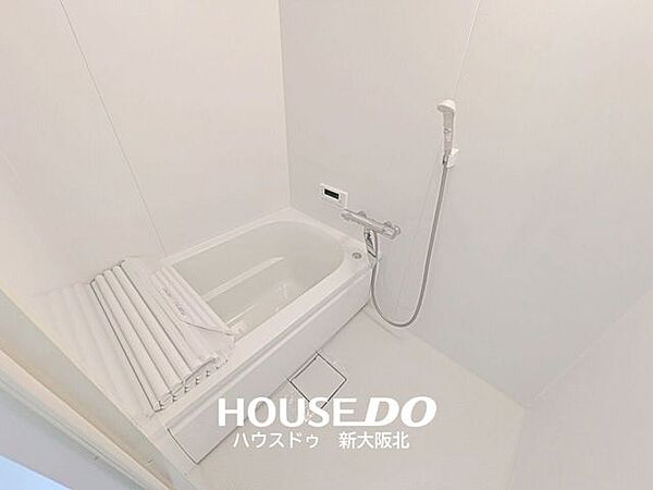 ■毎日の疲れを癒す快適なバスルーム！ゆとりのある空間で、ご家族での入浴も楽しめそうですね！