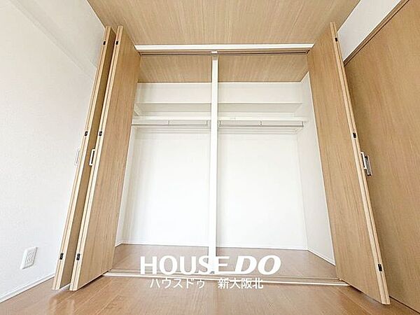 ■大容量のクローゼット！■お洋服はもちろん、小物や季節家電も収納できてお部屋がスッキリと片付きます！