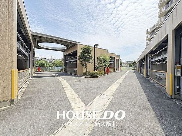 ■分譲駐車場付きの為、駐車場の空きを確認する必要もありません！■駐車場が確保できるのはうれしいポイントですね♪