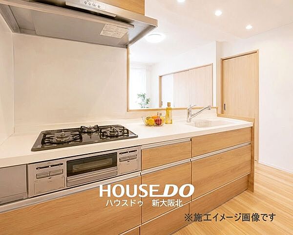 ■ご家族との会話が楽しめる対面式のシステムキッチン！■料理をしながらテレビを見たり、お子さまの様子を見守ることもできますよ！■毎日のお料理が楽しくなりそうですね！