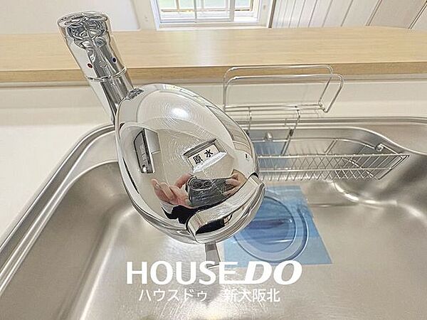■キッチン水栓は浄水器一体型です！■定期的にお水を購入する手間や費用を省くことができ経済的です！