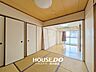 和室：■個室としても、隣接する部屋とつなげて広々とご使用いただくこともできます！■ご家族の人数やライフスタイルに合わせて使い分けることができるので、長くお住まいいただけそうですね！
