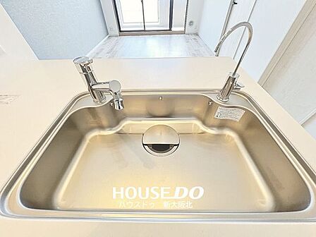 ■いつでもおいしく綺麗なお水をお飲みいただけるよう、浄水器を兼ね備えております!