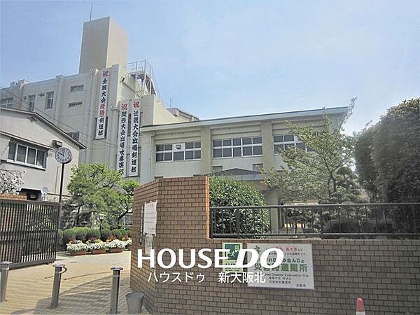 ■三国中学校まで徒歩5分！小中学校が通いやすい立地なのもうれしいポイントですね♪