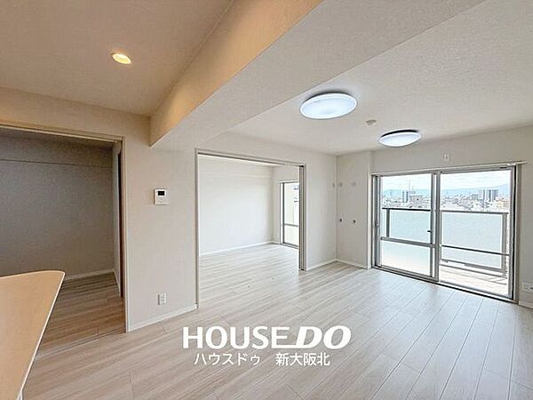 ■隣接する洋室とつなげて使えば、さらに開放感のある住空間としてお使いいただけます！