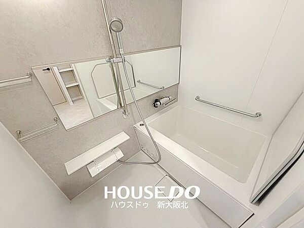 ■毎日の疲れを癒す快適なバスルーム！■ゆとりのある空間で、ご家族での入浴も楽しめそうですね！