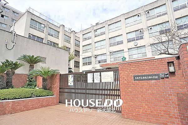 ■新東三国小学校・・・徒歩2分■小さなお子様の副担も少なく通学していただけます！■子育て世代にも人気のエリアです！