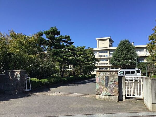 八戸市立小中野中学校 1230m