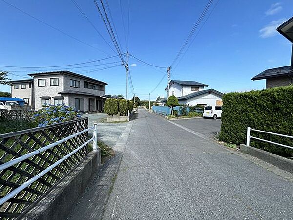 detached 青森県三戸郡五戸町字鍜冶屋窪
地図を見る