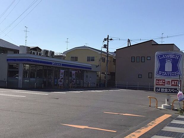 ローソン 八戸石堂店 930m