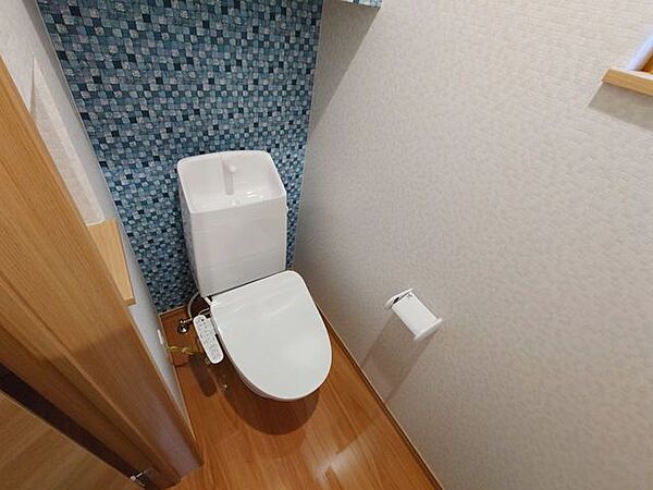 内観(2025年6月)撮影◎本日案内可能◎トイレは各階にあり、ご家族で利用が重なりやすい忙しい朝の時間帯もスムーズです。