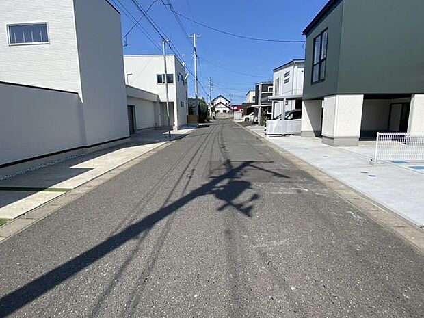 現地(2025年9月)撮影◎本日案内可能◎完成済みですので、ごゆっくりご内覧いただけます。お気軽にお問い合わせくださいませ♪