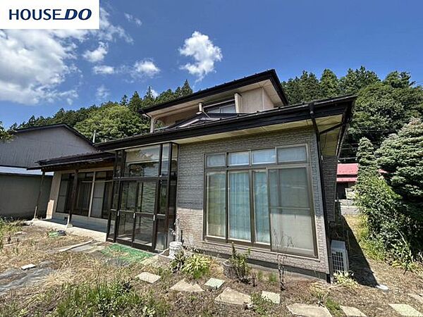 detached 青森県三戸郡五戸町大字倉石又重字上谷地
地図を見る