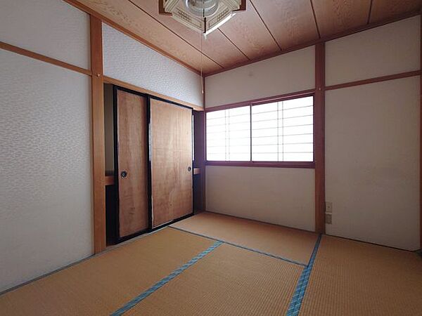 detached 青森県三戸郡五戸町大字倉石又重字上谷地
地図を見る