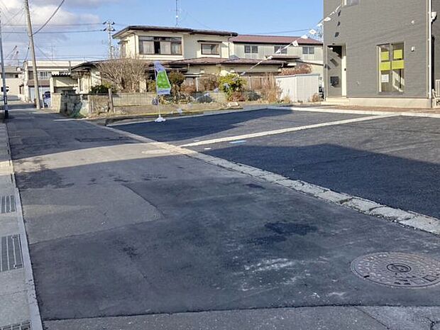 現地(2025年12月)撮影◎本日案内可能◎完成済みですので、ごゆっくりご内覧いただけます。お気軽にお問い合わせくださいませ♪