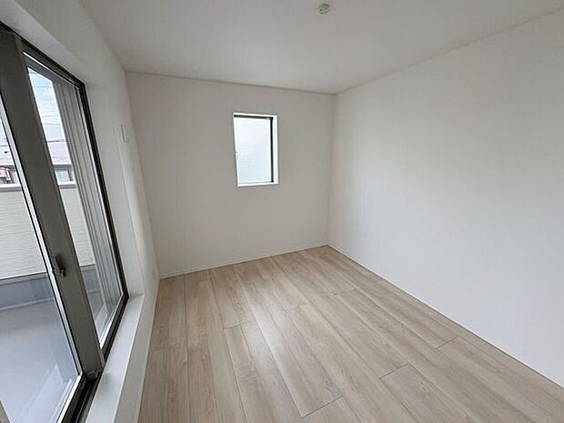 室内(2026年3月)撮影◎本日案内可能◎全居室6帖以上で家具を置いてもゆったり過ごせます♪