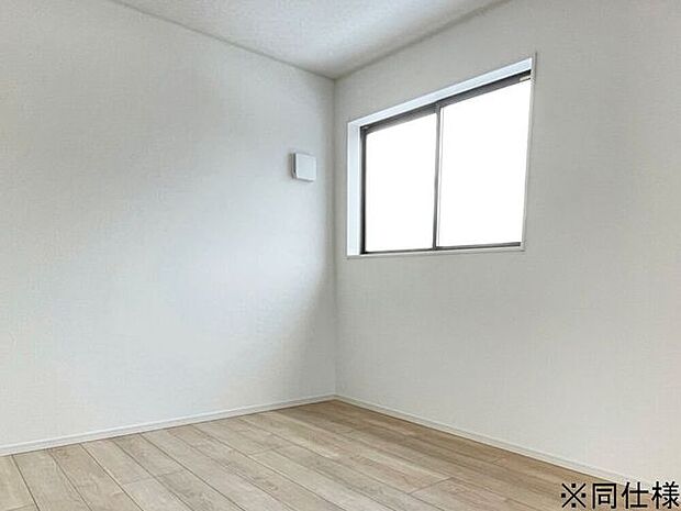 ※同仕様◎現地案内予約受付中！◎明るく風通し良好な2階洋室♪全室に収納付きで、お部屋を広々お使いいただけます！