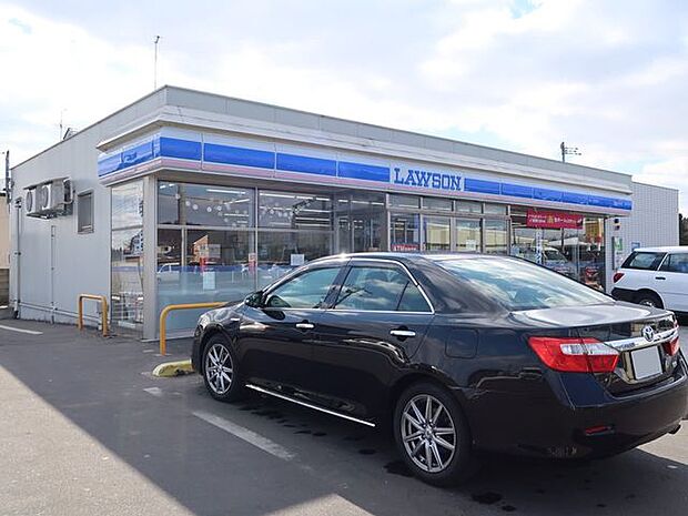 ローソン 八戸河原木高館店 2200m