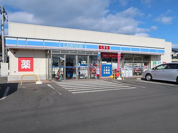 ローソン 日計五丁目店 680m