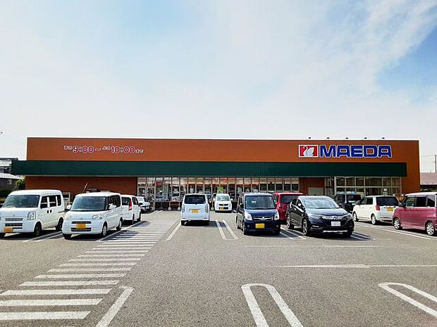 マエダストア 売市店 1090m