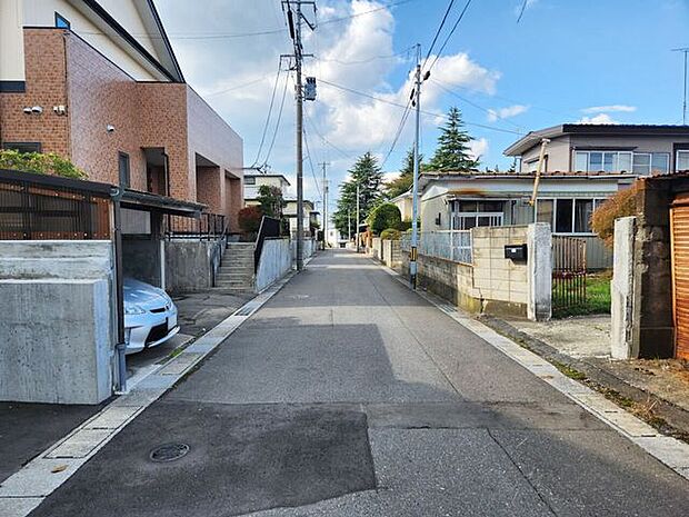 現地(2025年10月)撮影◎本日案内可能◎完成済みですので、ごゆっくりご内覧いただけます。お気軽にお問い合わせくださいませ♪