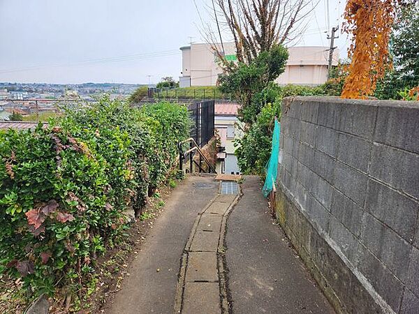 現地(2025年10月)撮影◎建築条件無し◎詳細は、ハウスドゥ  八戸田向までお気軽にお問い合わせくださいませ♪