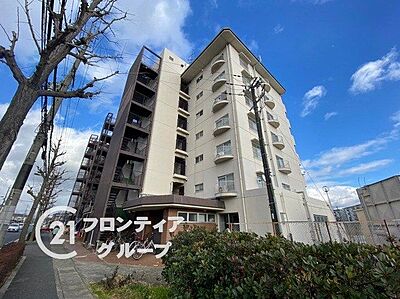 外観:徒歩圏内に生活施設が整った暮らしやすい住環境 外観:徒歩圏内に生活施設が整った暮らしやすい住環境