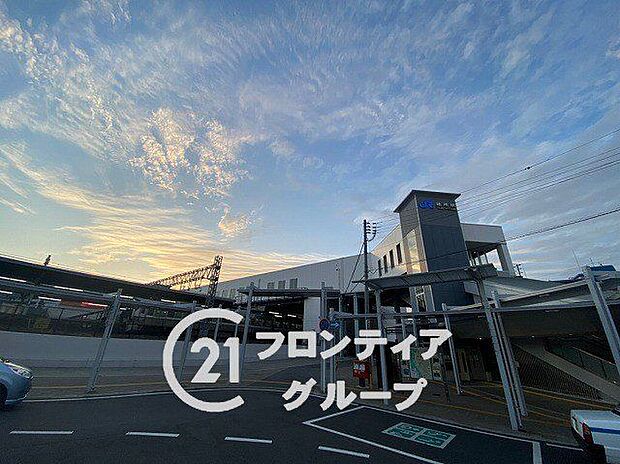 膳所駅(JR西日本 東海道本線)　徒歩8分。 620m