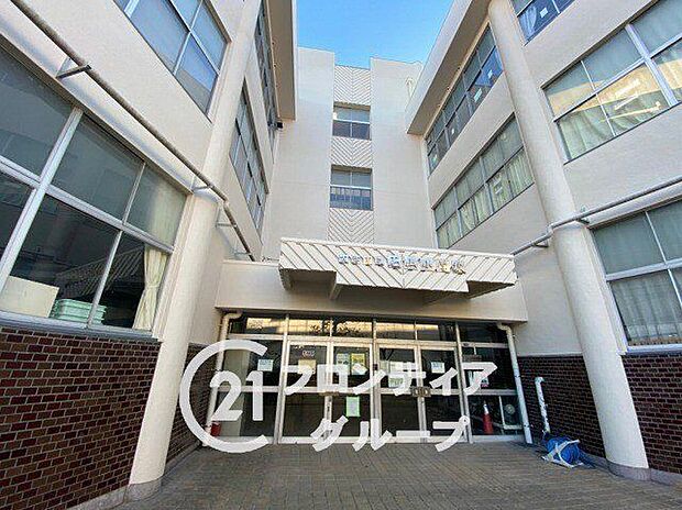 大津市立石山小学校 徒歩8分。 640m