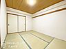 寝室：お客様にあった住宅ローンをご提案させていただきます