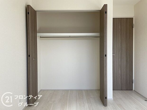 各室に収納スペ―スがありますのでお部屋スッキリ片付きますね