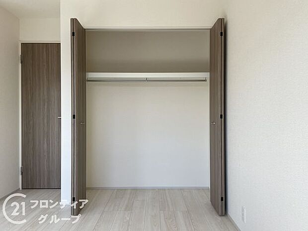 充実した収納スペースなので、お子様が大きくなって、荷物が増えてもたっぷり収納しておけますね