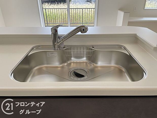 ワイドシンクなので家族が増えても洗い物楽々です