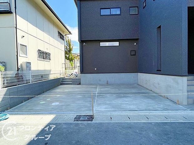 駐車2台可能です！