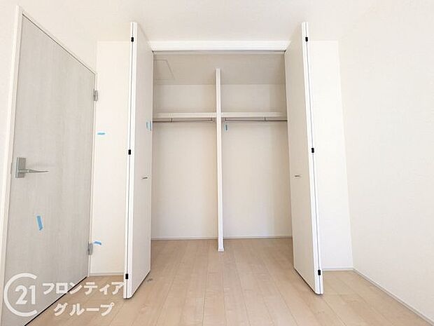 各室に収納スペ―スがありますのでお部屋スッキリ片付きますね