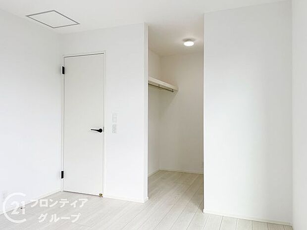 充実した収納スペースなので、お子様が大きくなって、荷物が増えてもたっぷり収納しておけますね